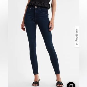 Express Mid Rise Dark Wash Supersoft Skinny Jeans, Size 6.